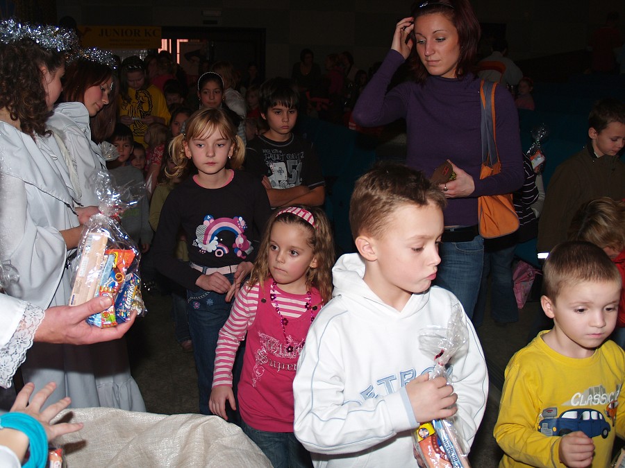 Mikulášská 2009 kino Sněžník